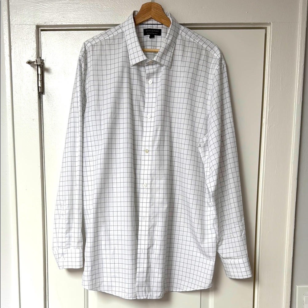 EUC Banana Republic White Checkered Men's Shirt